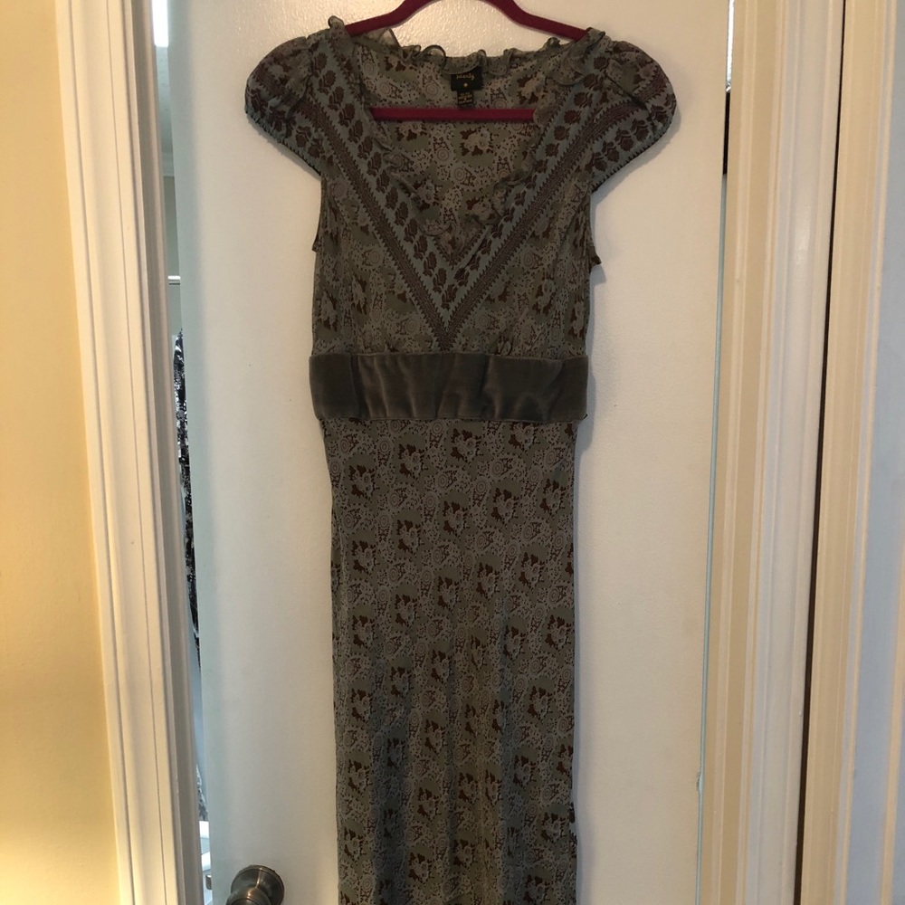 Cap-shoulder silk belted midi dress.